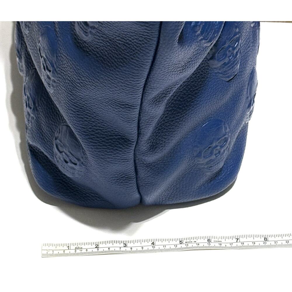 IO PELLE Skull Embossed Blue Leather Tote Bag XL Weekender Crossbody Strp NWT - Picture 5 of 14